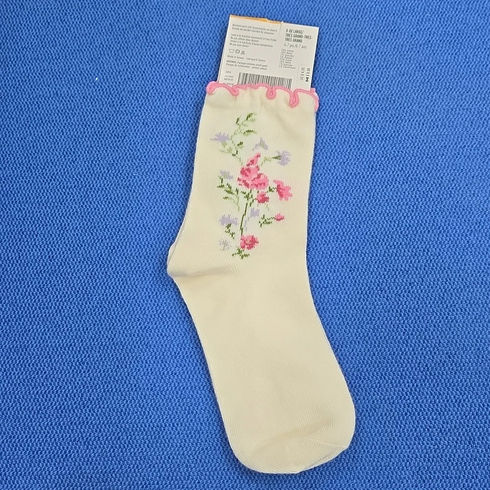 Vintage Y2K NWT gymboree Floral socks Size 6-7